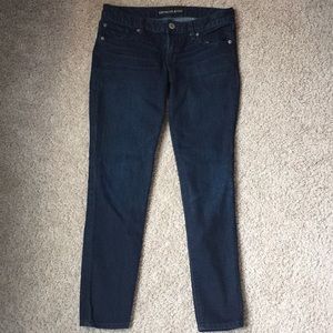 EXPRESS Jean Legging!